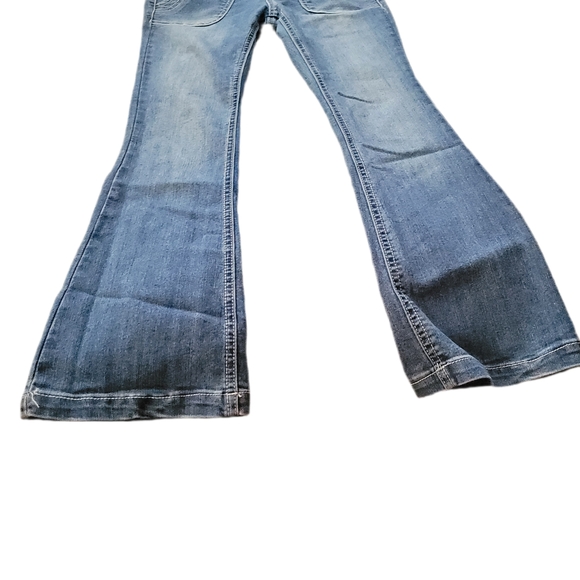 Classic Blue Girl's SQUEEZE Jeans - Picture 3 of 6